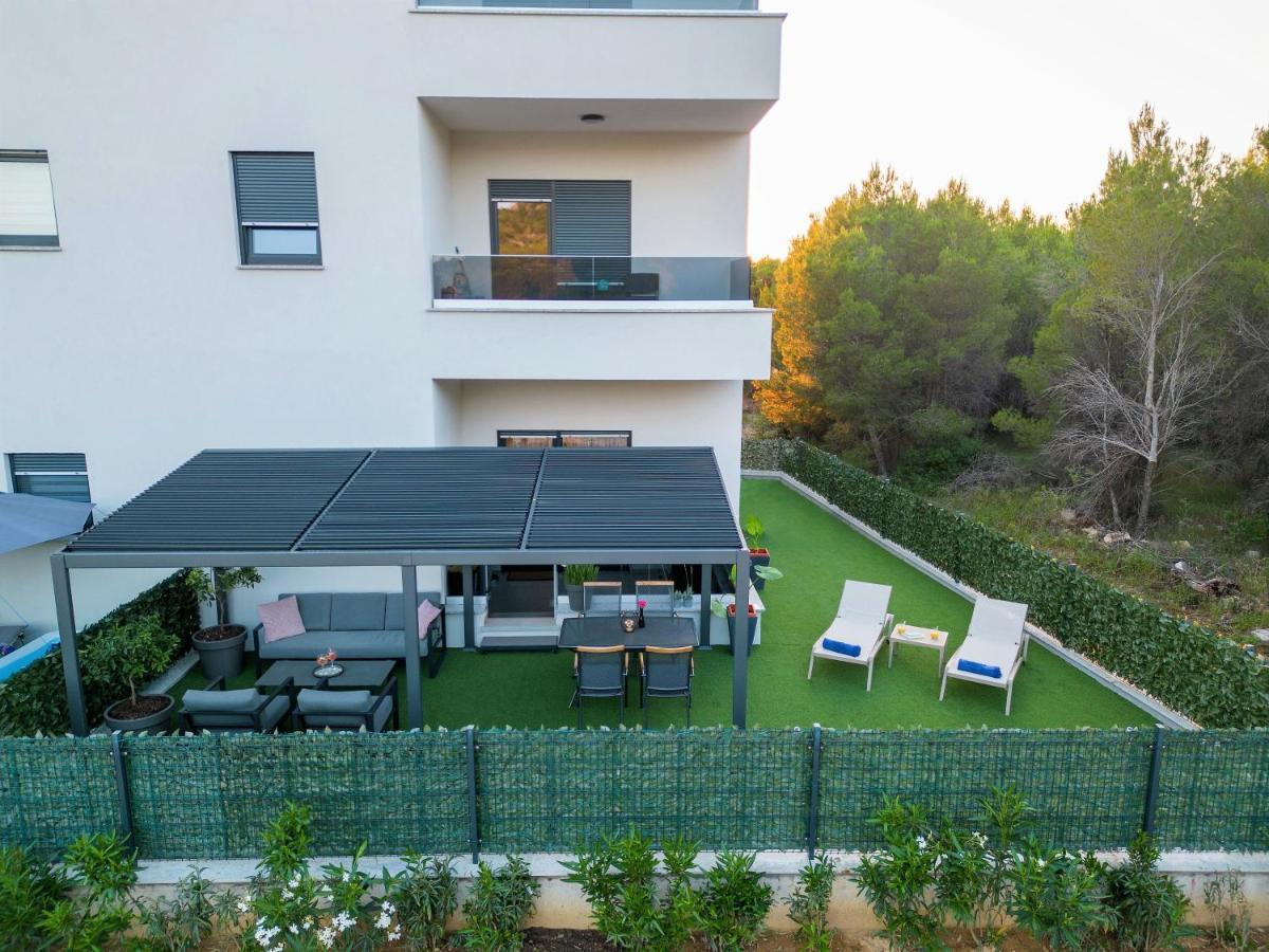 My Adriatic Place With Private Garden And Garage Шибеник Экстерьер фото